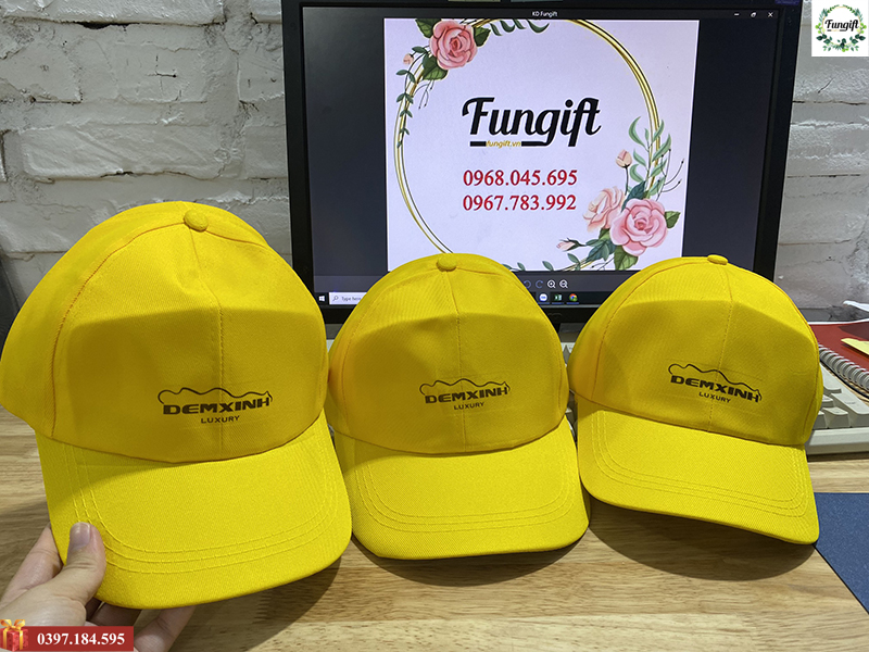 In đồng phục mũ lưỡi trai cho nhân viên