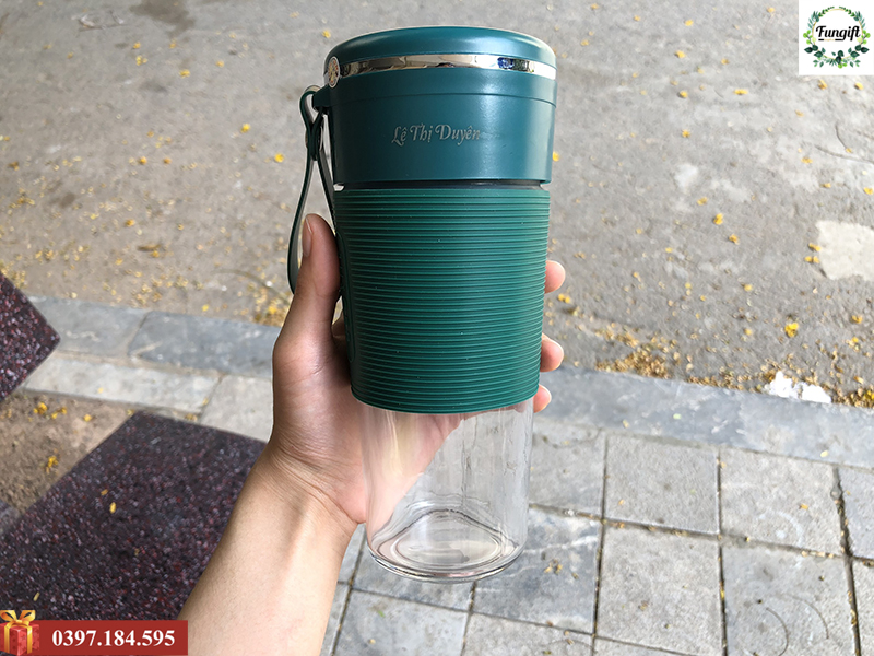 Máy xay sinh tố mini cầm tay khắc laser tên theo yêu cầu