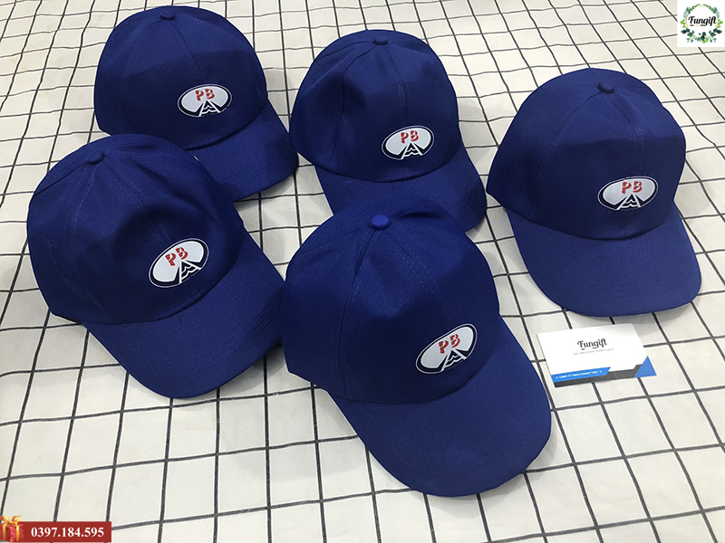 Mũ lưỡi trai in logo PB theo yêu cầu