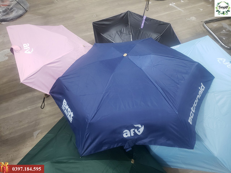 Ô dù gấp ngược in logo lên 3 múi ô