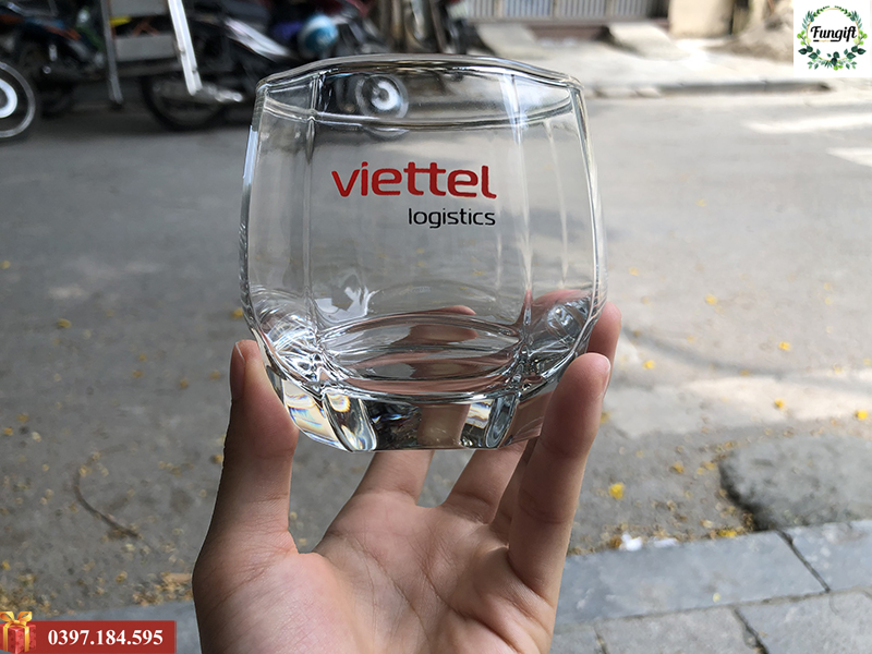 Quà tặng ly thuỷ tinh