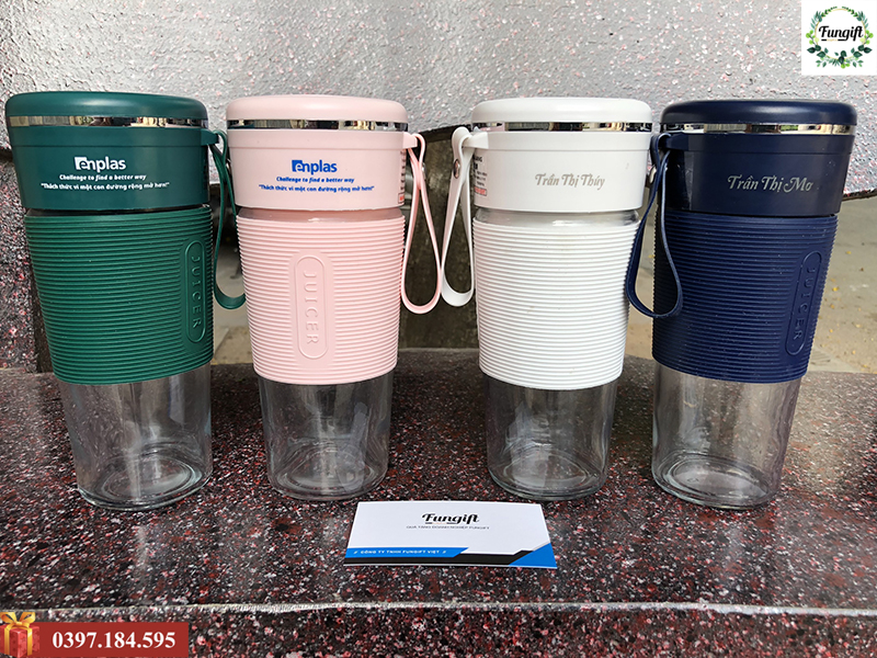 Quà tặng máy xay mini cầm tay