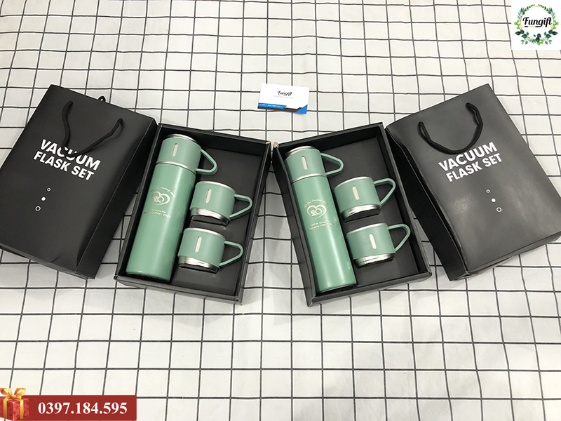 Set quà tặng bình giữ nhiệt và cốc nước khắc theo yêu cầu