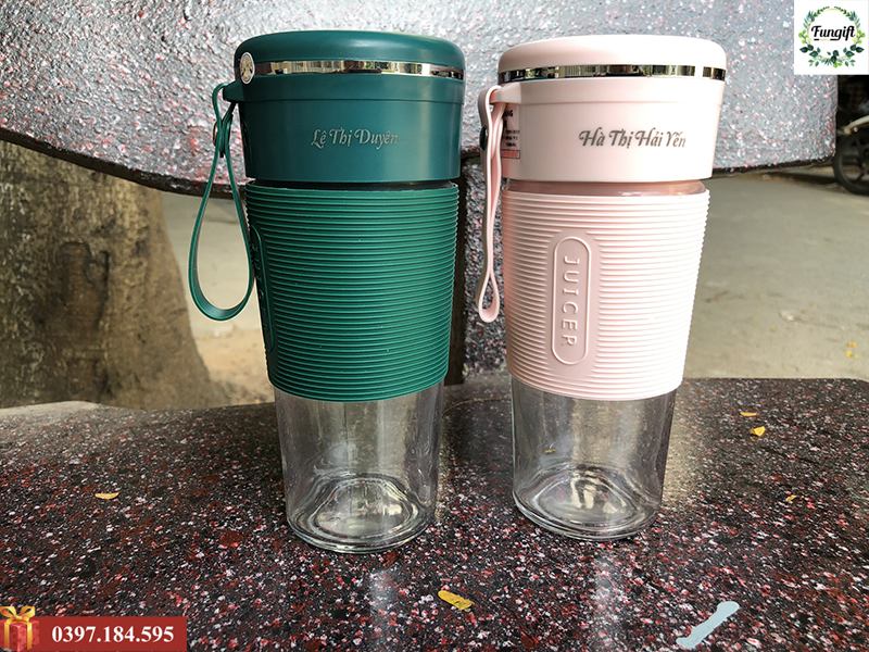 Xưởng khắc tên lên máy xay sinh tố mini cầm tay