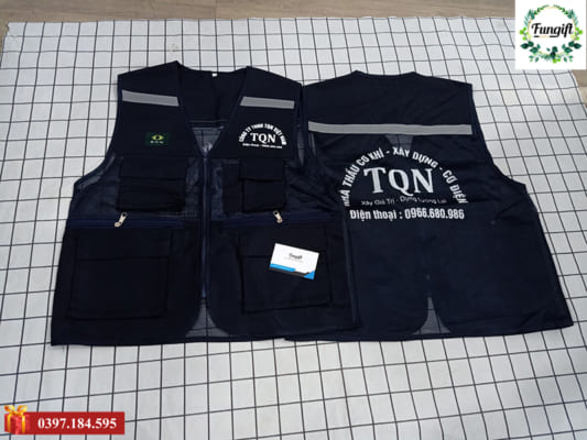 Áo gile in logo 2 mặt trước sau cho công ty