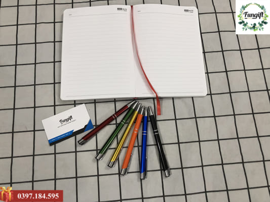 Các mẫu bút ký khắc logo theo yêu cầu