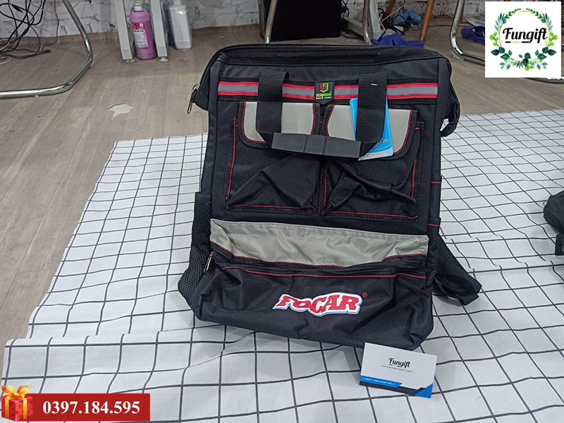 Nhận gia công in logo theo yêu cầu lên balo