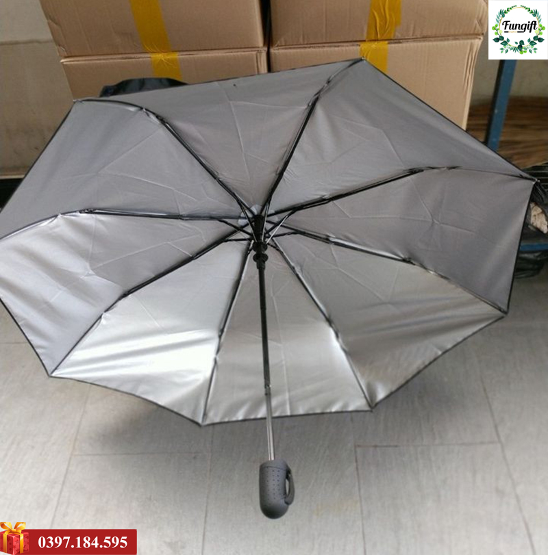 Ô dù có lớp tráng bạc bên trong