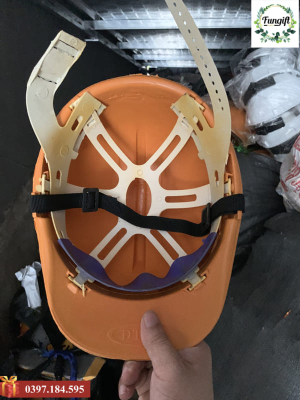 Xưởng cung cấp mũ bảo hộ lao động theo yêu cầu