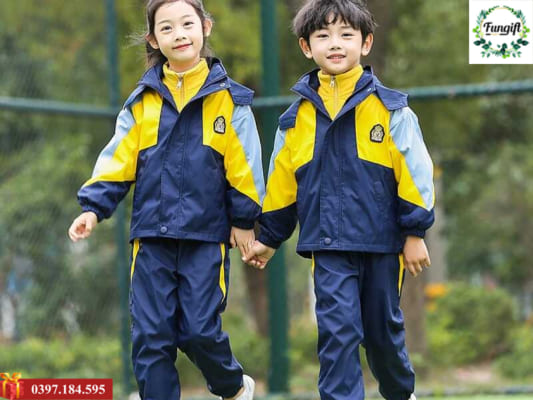 Áo khoác đồng phục in logo trường mầm non
