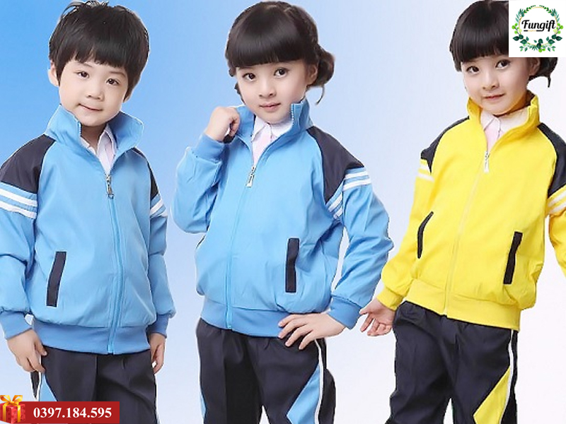 Áo khoác đồng phục in logo trường mầm non