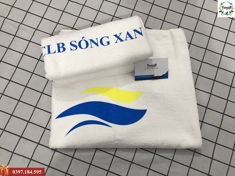 Khăn tắm in logo dùng trong spa