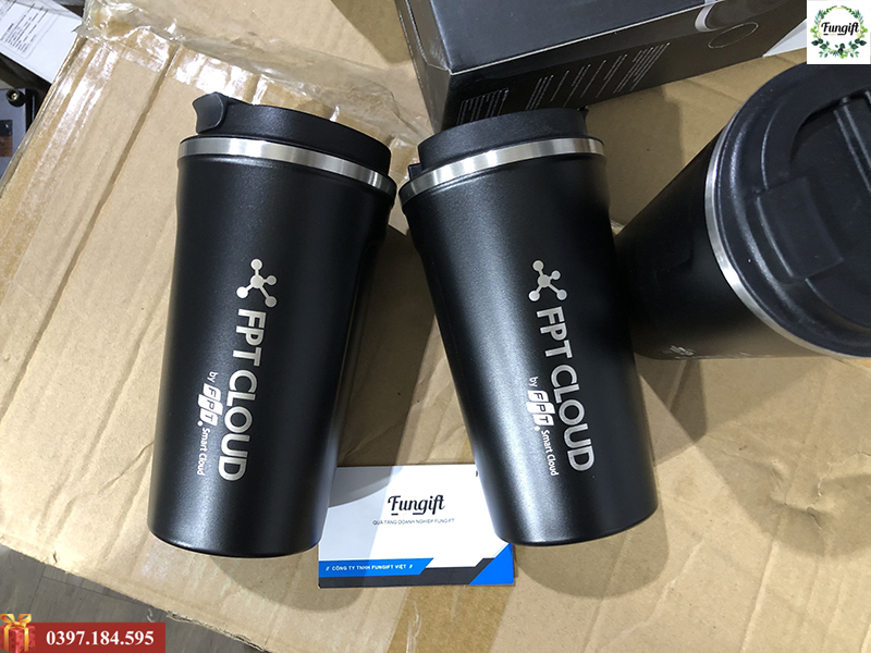 Cốc giữ nhiệt coffee khắc logo theo yêu cầu cho FPT Clound