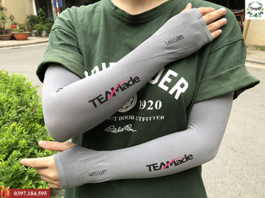 Găng tay chống nắng in logo Teamade