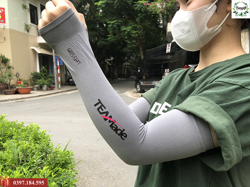 Găng tay chống nắng in logo theo yêu cầu