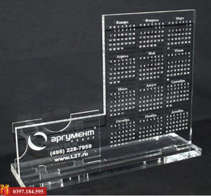 Lịch để bàn bằng mica