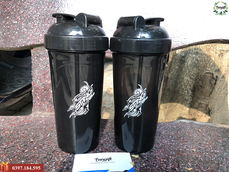Cốc lắc 750ml tập gym tiện lợi