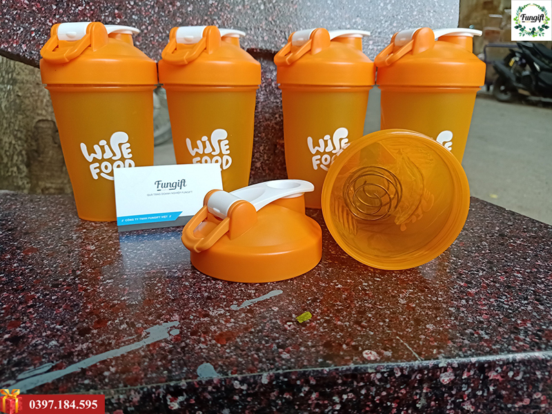 Cốc lắc sữa bột in logo theo yêu cầu