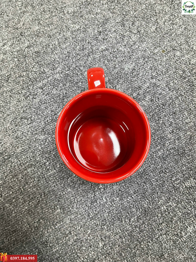 Cốc sứ lòng màu in logo giá rẻ
