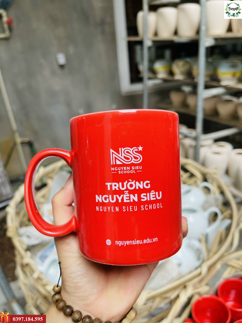 Cốc sứ quai C in logo theo yêu cầu