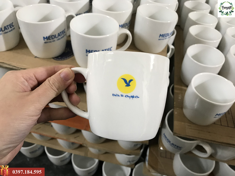 Chuyên In Logo Lên Cốc Sứ Theo Yêu Cầu Số Lượng Lớn