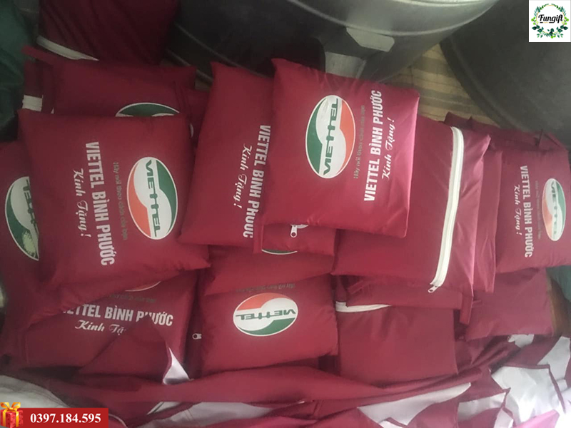 Áo mưa vải dù in logo