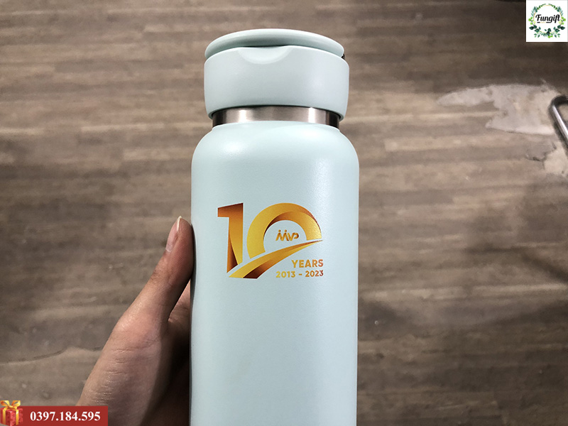 Bình giữ nhiệt in hình làm quà tặng