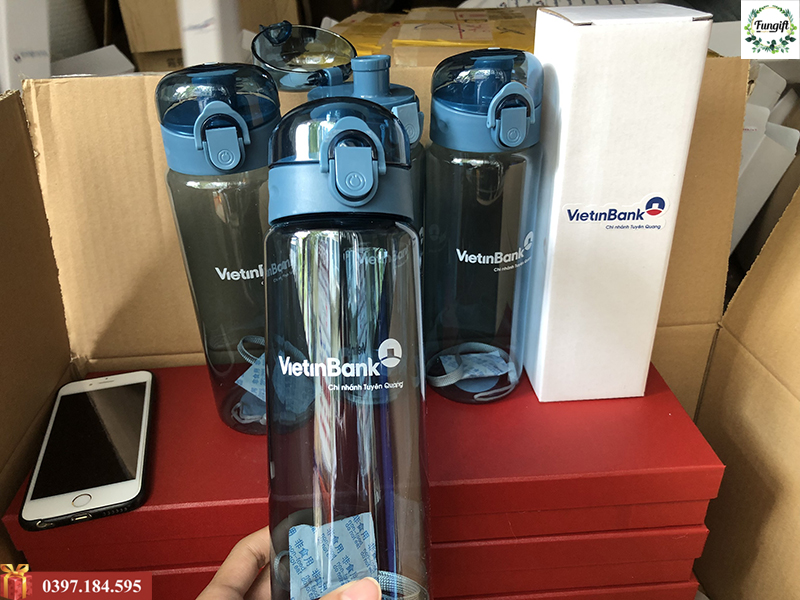 Bình nước in logo theo yêu cầu