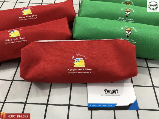 In logo túi đựng bút