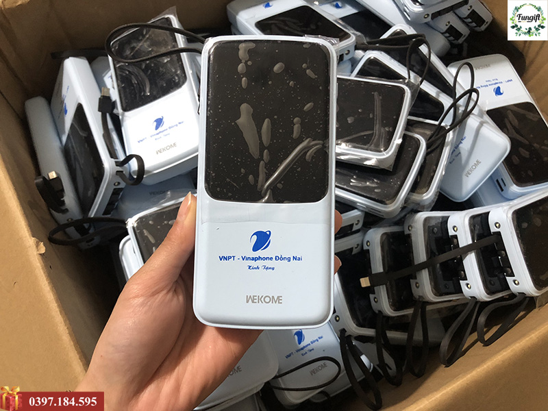 Pin sạc dự phòng in logo giá rẻ Hà Nội