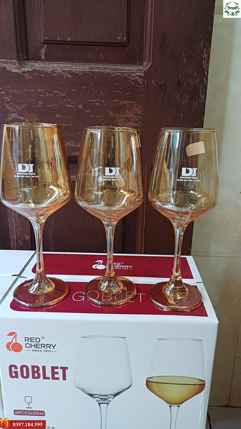 Ly uống rượu vang giá rẻ