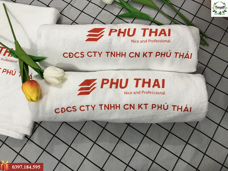 Khăn bông quà tặng cao cấp in logo cho doanh nghiệp