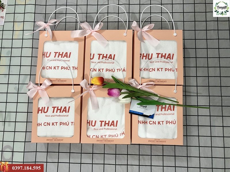 Khăn in logo doanh nghiệp