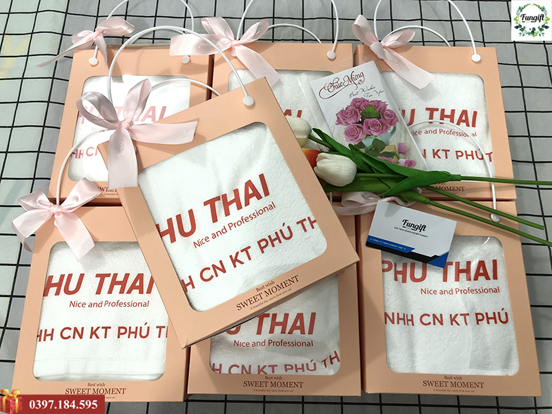 Khăn tắm in logo thương hiệu