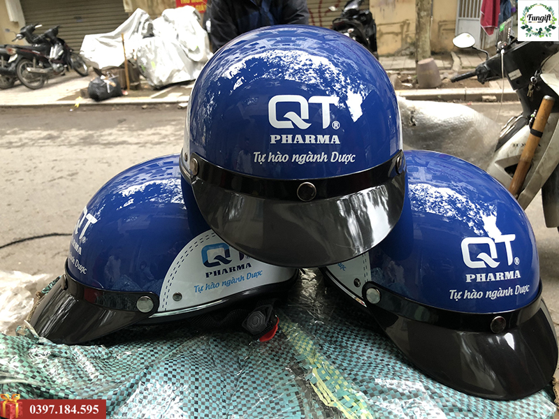 Mũ bảo hiểm in logo công ty