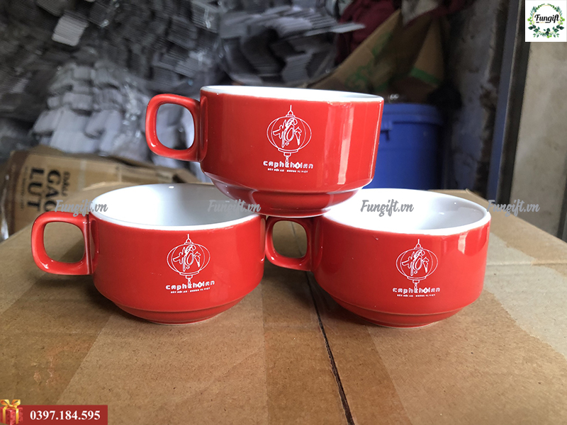 Cốc sứ in logo làm quà tặng