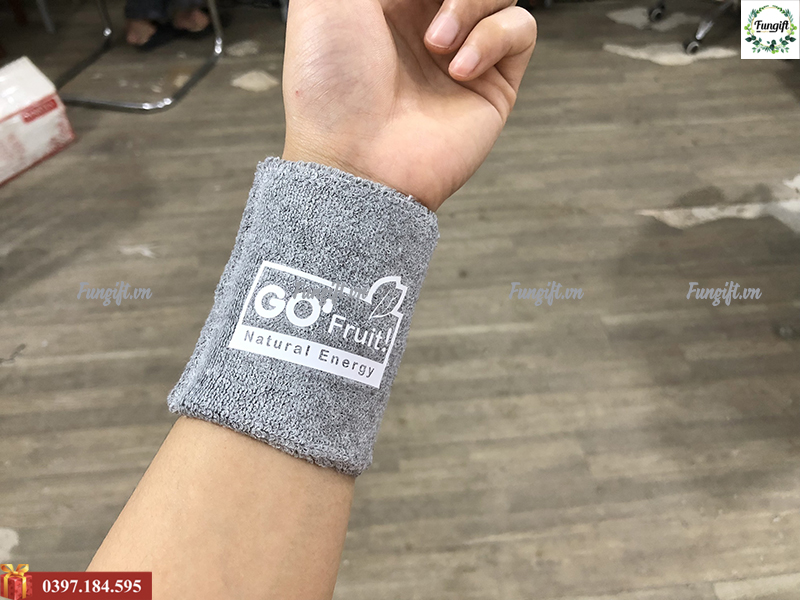 In logo lên băng đeo cổ tay làm quà tặng phòng tập gym