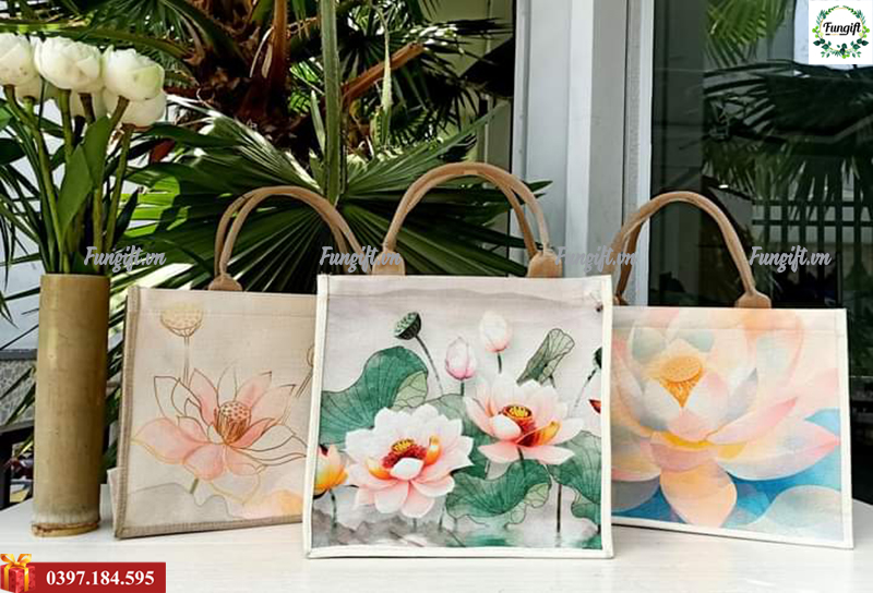 Túi cói đi biển in logo làm quà tặng