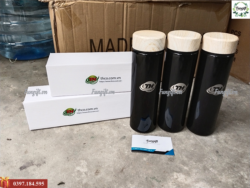 Bình giữ nhiệt nắp gỗ khắc logo