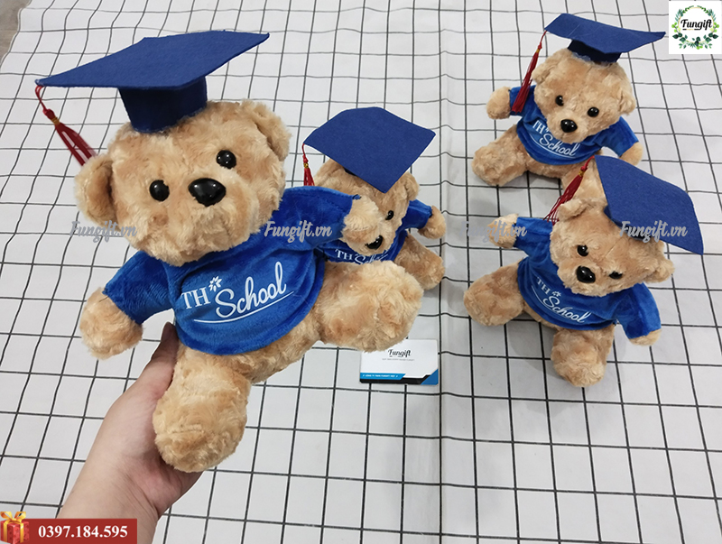 In logo lên gấu kèm phụ kiện