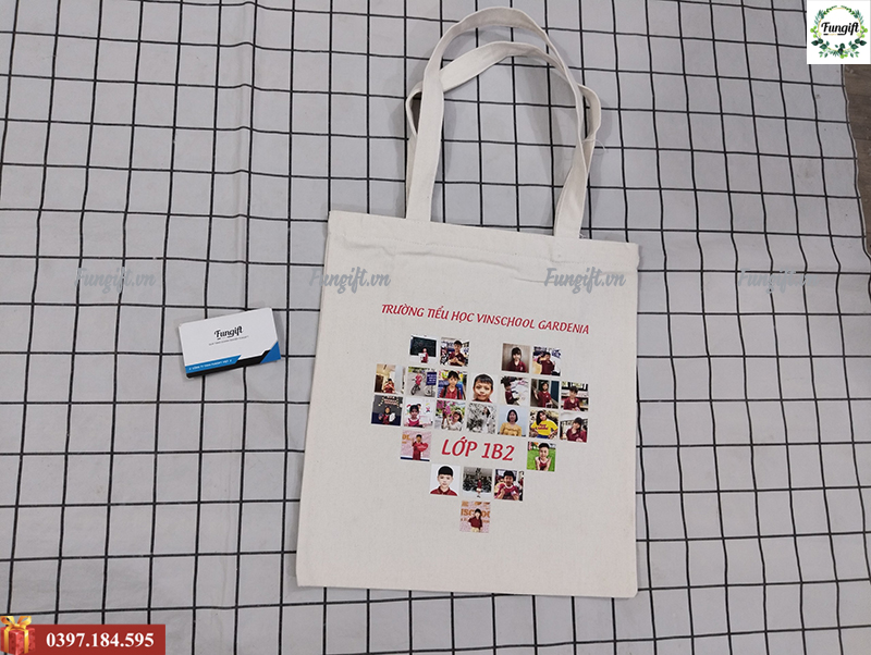 Mẫu túi tote vải in hình nhiều mẫu mã