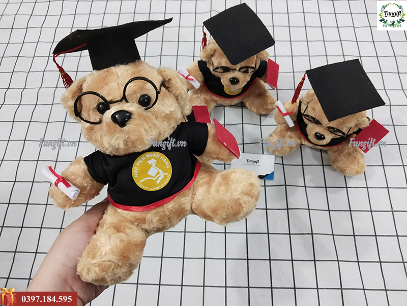 Xưởng in gấu tốt nghiệp giá tốt
