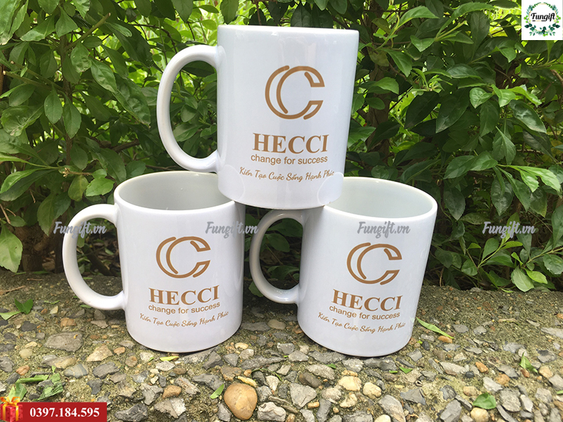 In Logo Trên Cốc Sứ Theo Yêu Cầu HECCI - Ly Sứ Quà Tặng Giá Rẻ