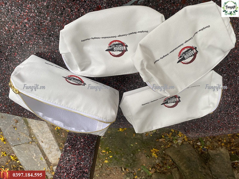 Túi đựng bút vải theo yêu cầu