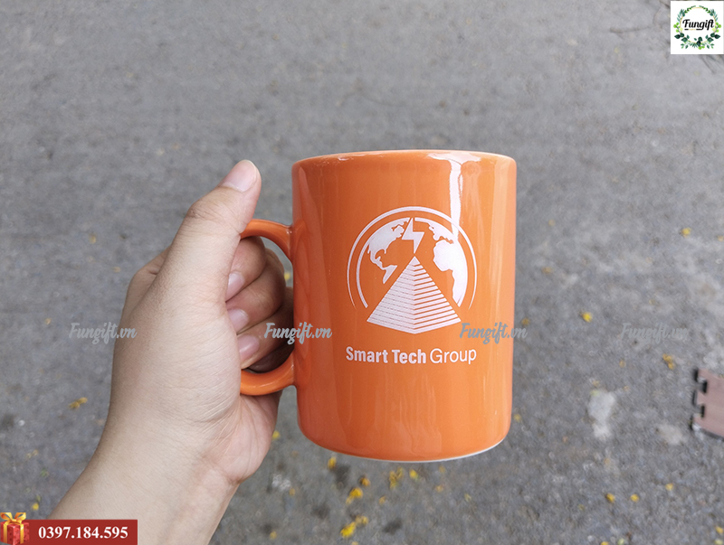 Mẫu cốc sứ in logo đẹp theo yêu cầu cho Smart Tech Group