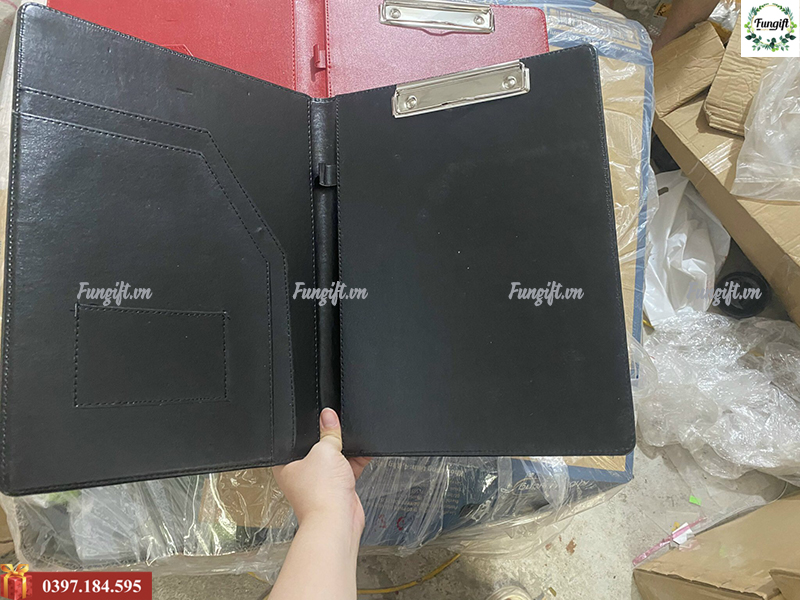 Địa chỉ cung cấp bìa trình ký in logo