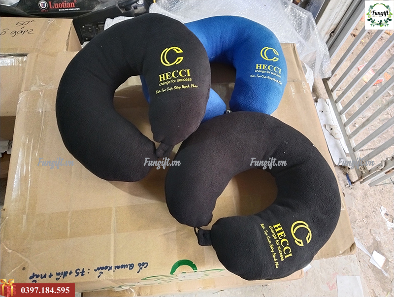 Gối kê cổ văn phòng in logo