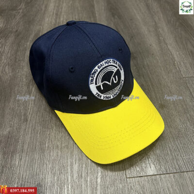 Thêu logo lên mũ lưỡi trai