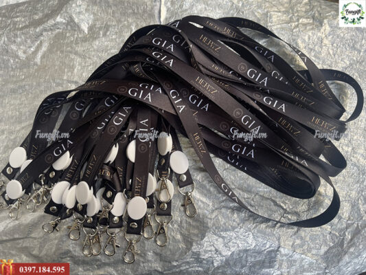 In dây đeo thẻ theo yêu cầu TPHCM