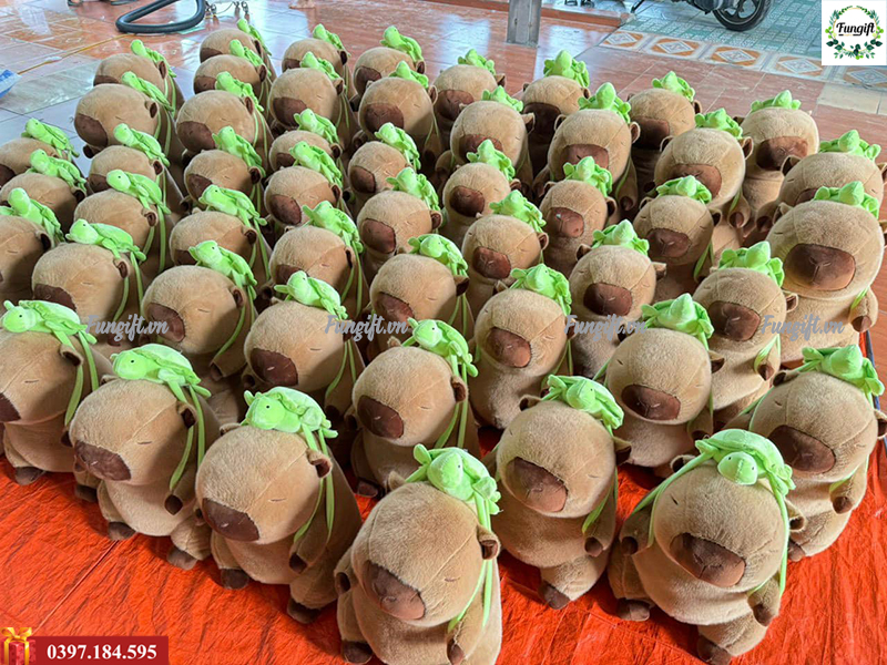 Capybara phiên bản đi học